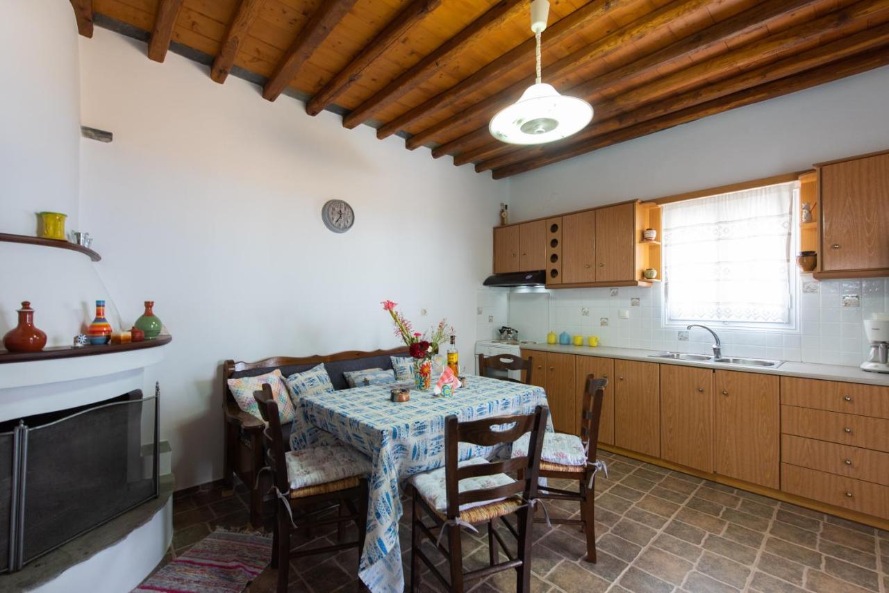 Вілла «Marmara» House Cherronisos  Екстер'єр фото